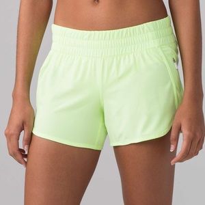 Lululemon Tracker V* 4”